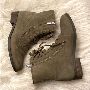 Lucky Brand 🍀 army green boots